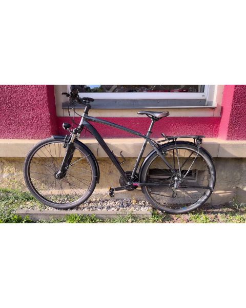 Specialized Crosstrail Sport *28 Zoll, Lichtanlage Nabendynamo, Shimano 3 x 8 Gang, Rahmen 53cm
