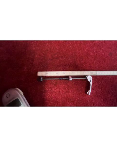 Schnellspanner Hinterrad NEU *NEU 